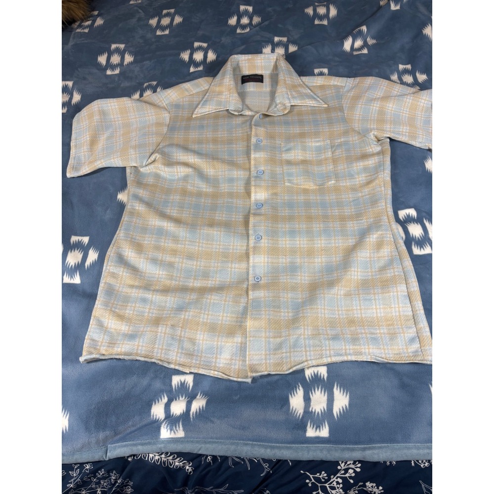 Van Heusen Sportswear Mens XL Blue Tan Plaid Short Sleeve Button Down Shirt